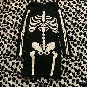 DIVIDED SKELETON DRESS SIZE 6